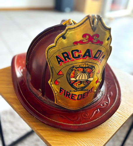 Arcadia feuerwehrhelm aus - arcadia,