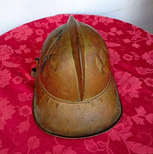 Alter feuerwehrhelm aus - alter,