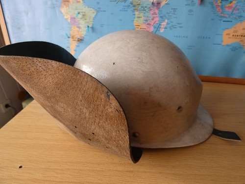 Feuerwehrhelm historisch ddr - historisch,