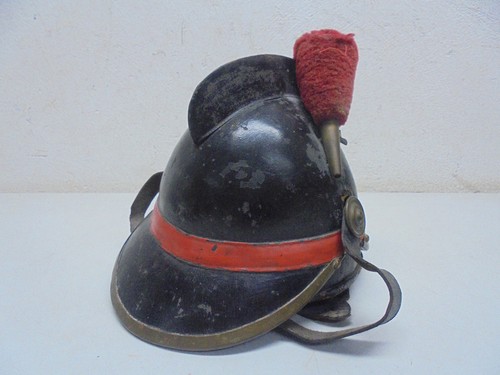 Alter feuerwehrhelm - ur,