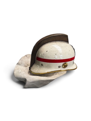Feuerwehrhelm aus den
